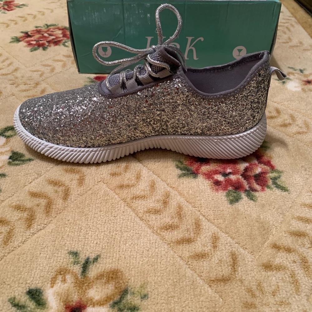 NIB H2K Silver Glitter Tennis Shoes